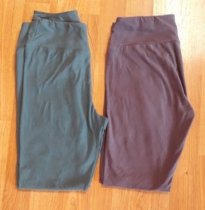 LULAROE 2 Pr. Solid EUC